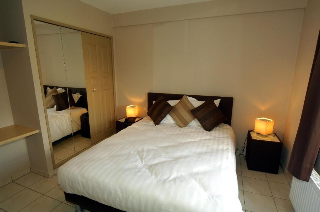 Hotel Le Saint Loup Gembloux Camera foto